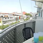 Modern Flat Close To The * ビビオーネ
