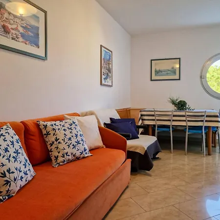 Modern Flat Close To The *